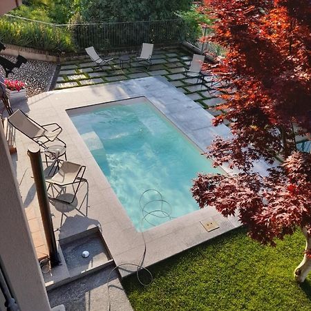 Agriturismo I Grappoli 塞拉伦加·达尔巴 外观 照片