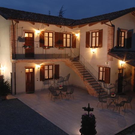 Agriturismo I Grappoli 塞拉伦加·达尔巴 外观 照片