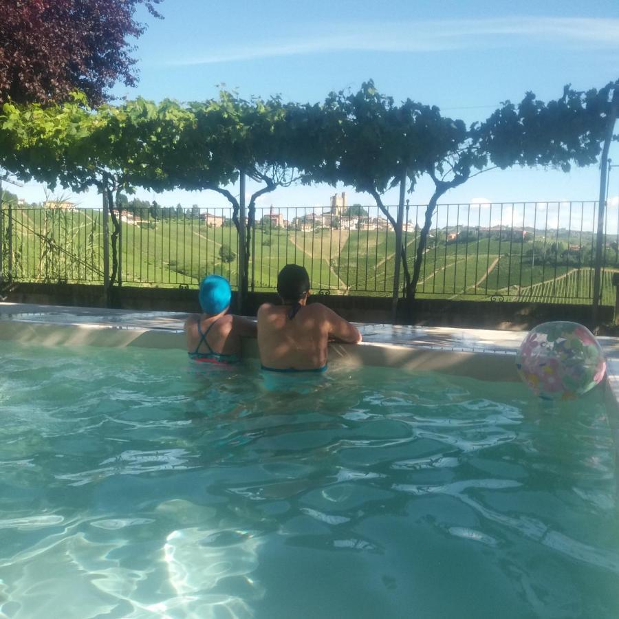 Agriturismo I Grappoli 塞拉伦加·达尔巴 外观 照片
