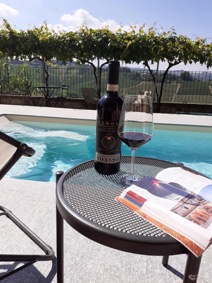 Agriturismo I Grappoli 塞拉伦加·达尔巴 外观 照片