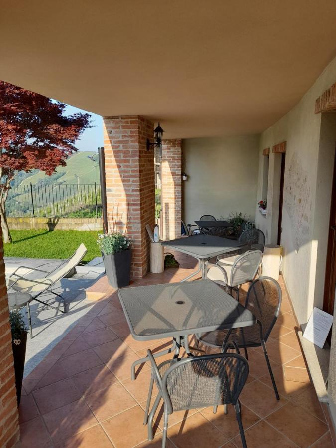 Agriturismo I Grappoli 塞拉伦加·达尔巴 外观 照片