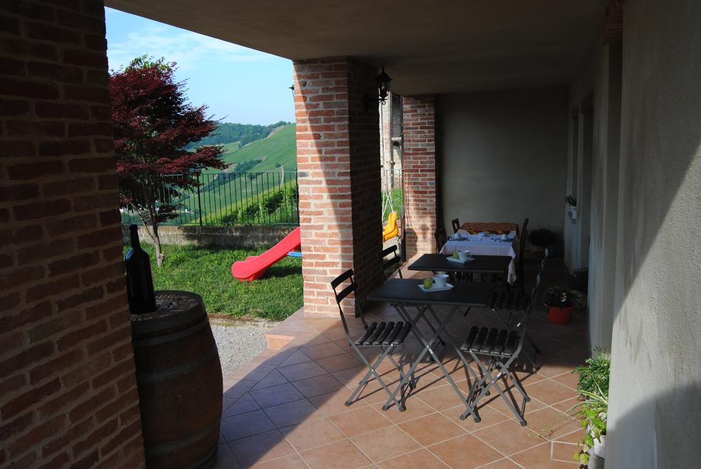 Agriturismo I Grappoli 塞拉伦加·达尔巴 外观 照片
