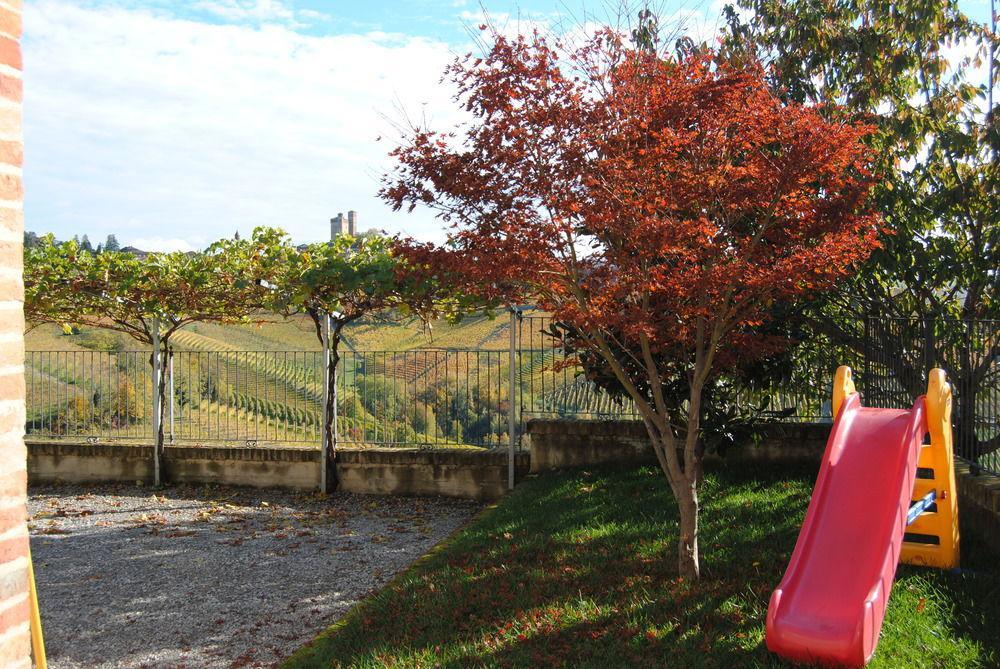 Agriturismo I Grappoli 塞拉伦加·达尔巴 外观 照片