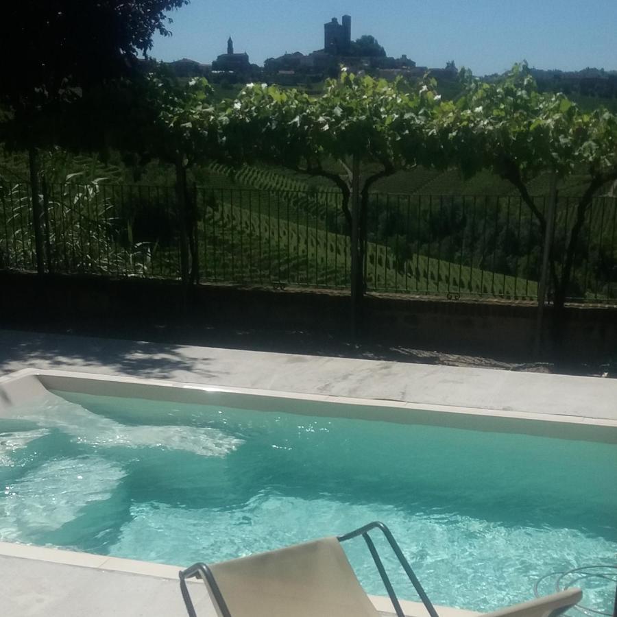 Agriturismo I Grappoli 塞拉伦加·达尔巴 外观 照片